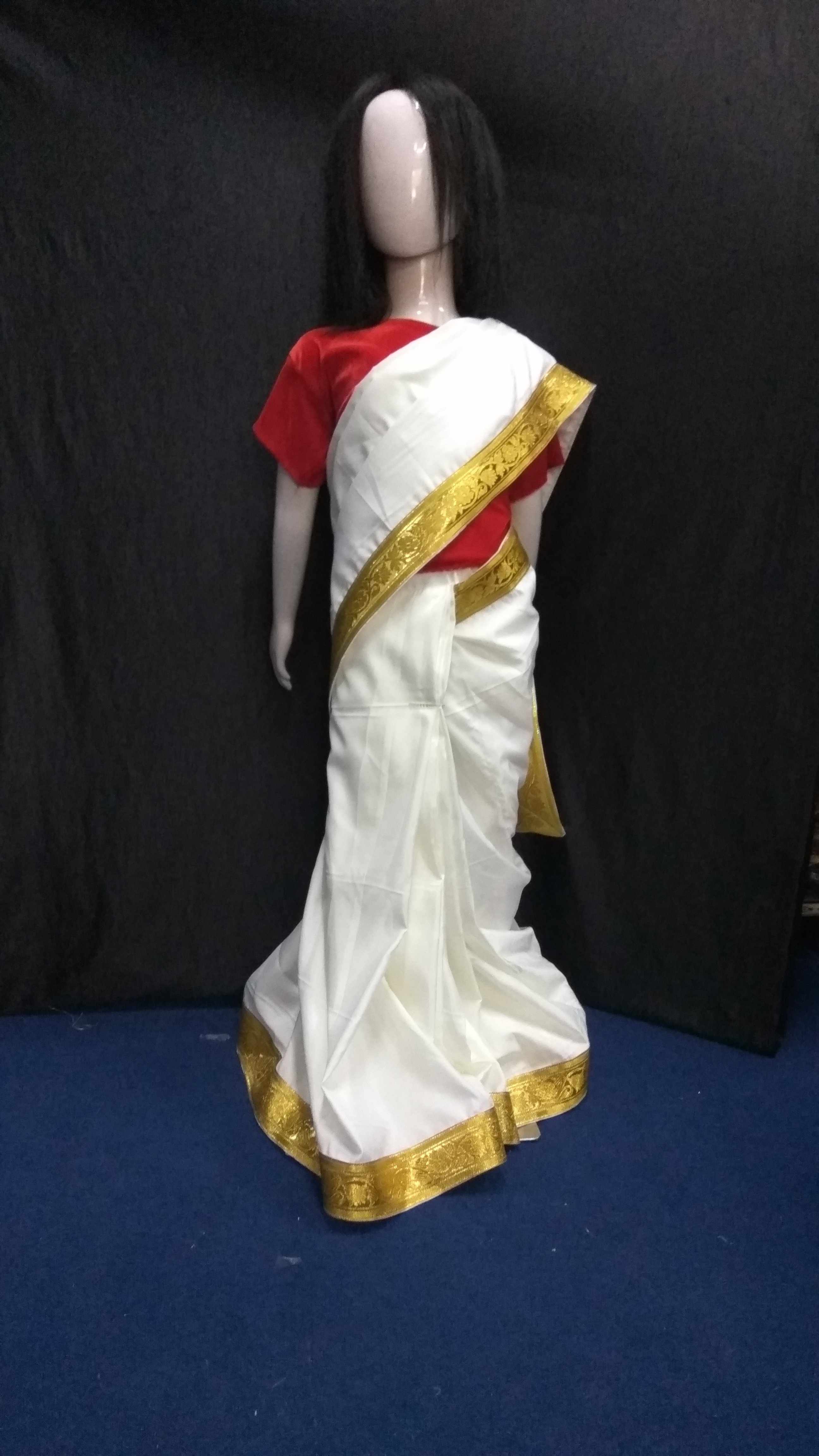 Traditional and comfortable ❤️: Women of Chhattisgarh wear saree known as  'Lughda'...