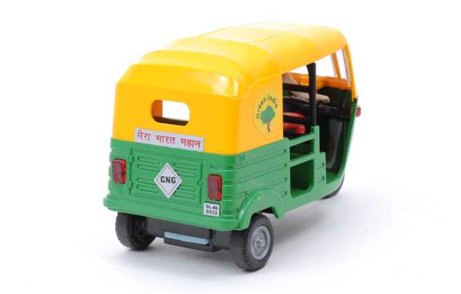 Centy CNG Auto-Rickshaw Pull Back